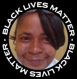 Meet your Posher, Shelly